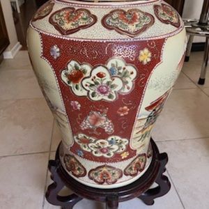 Vintage Japanese flooring vase